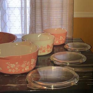 1957 Vintage Pink Gooseberry Pyrex
